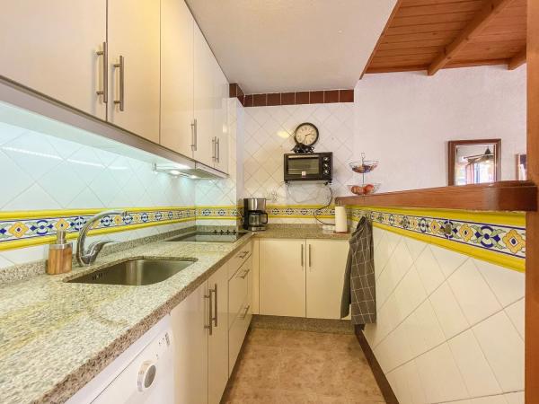 Chalet en calle Comunidad Valenciana, 10228 Ml10228