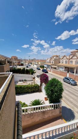 Chalet adosado en calle Avellaneda