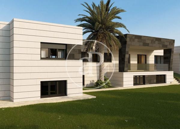 Casa o chalet independiente en venta en calle Río Guadalete, 4