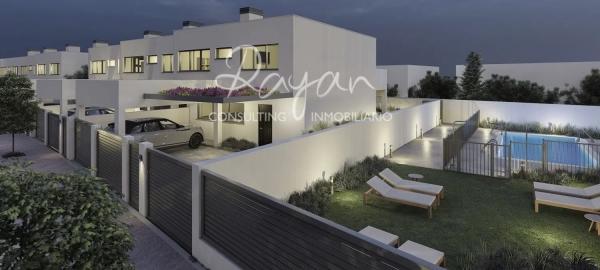 Chalet adosado en venta en calle Carlos Aragón Cancela s/n