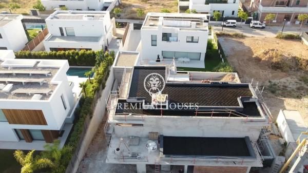 Casa o chalet independiente en venta en calle Margarida Xirgu, La plana, 28