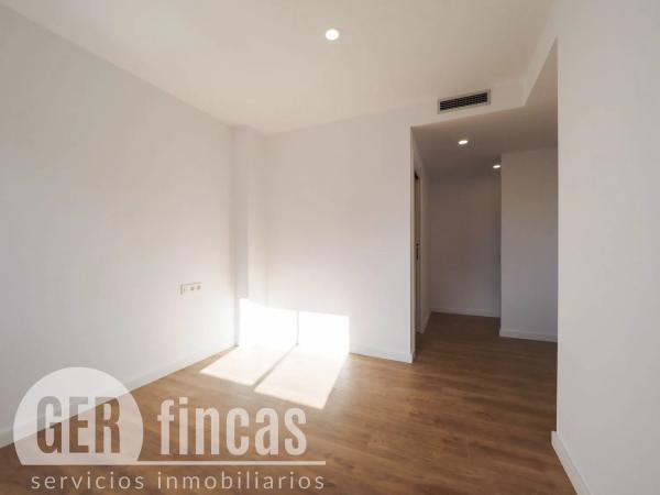 Piso en venta en calle Ramón y Cajal, 48