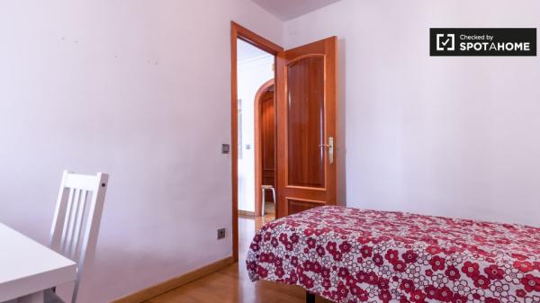 Quarto para alugar, apartamento de 3 quartos, L'Hospitalet de Llobregat