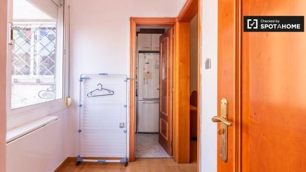 Quarto para alugar, apartamento de 3 quartos, L'Hospitalet de Llobregat