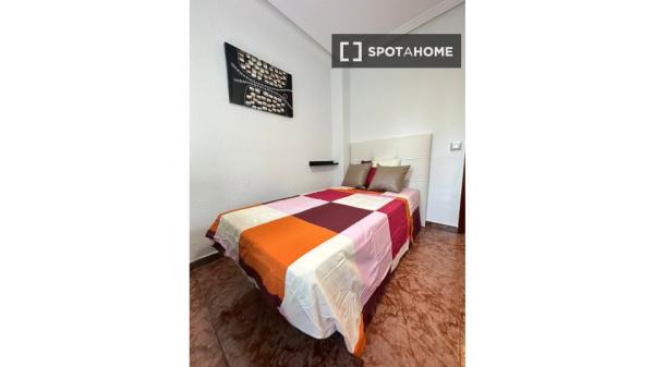 Apartamento compartilhado em Madri