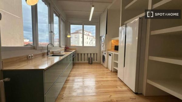 Piso de 2 habitaciones en alquiler en Pontevedra, Vigo