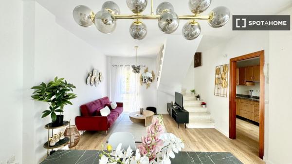 Apartamento completo de 3 dormitorios en Málaga