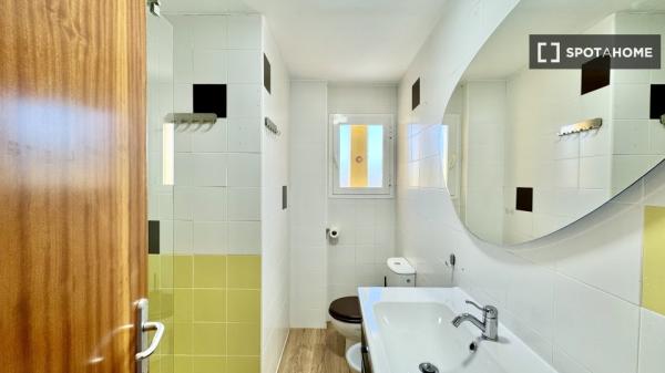 Apartamento completo de 3 dormitorios en Málaga