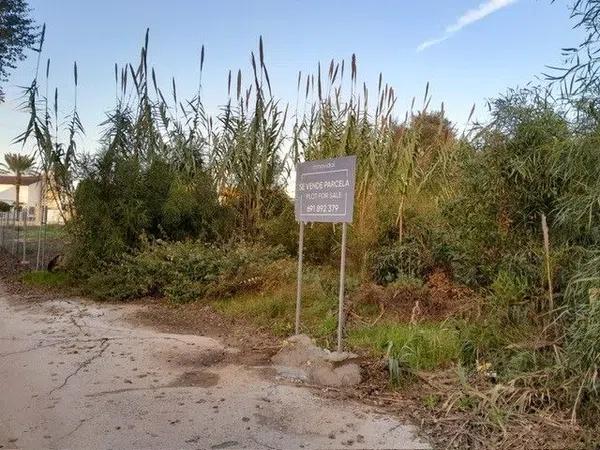 Terreno en calle Riu Xúquer