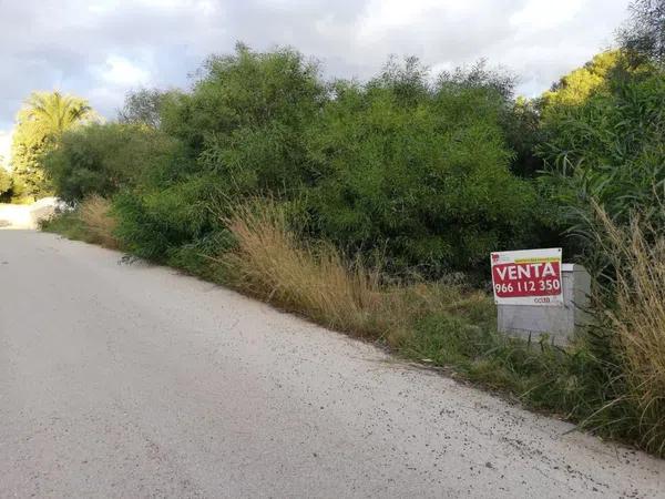 Terreno en calle la Morena