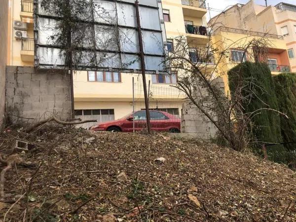 Terreno en calle Benigembla