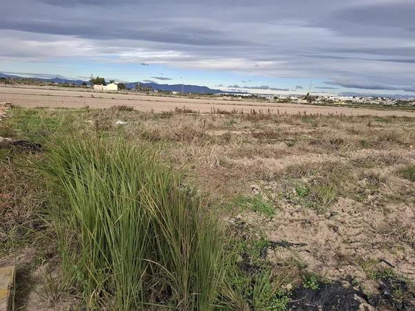 Terreno en Urbanizaciones