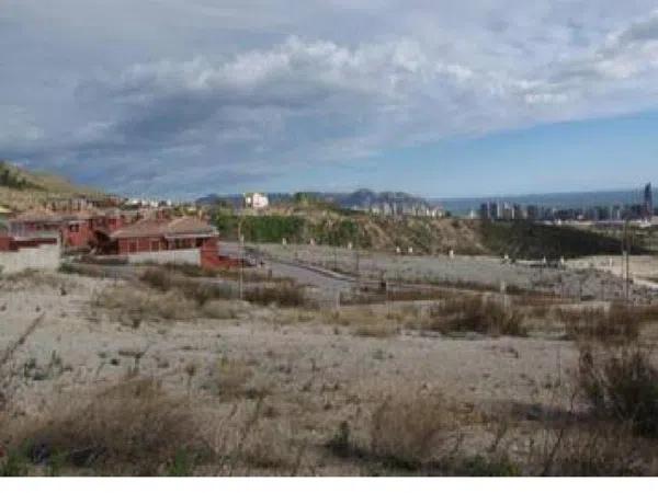 Terreno en avenida de Benidorm