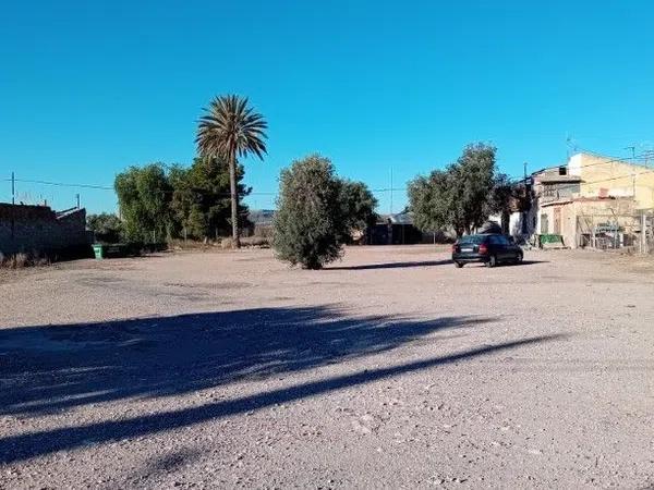 Terreno en calle Vial de los Cipreses