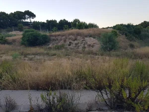 Terreno en calle Tossal de Riera