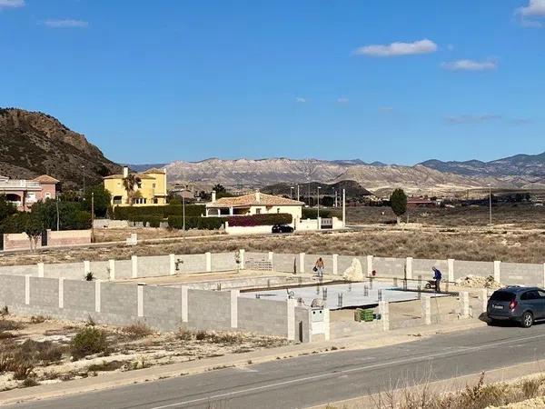 Terreno en calle de la Limonita, 1