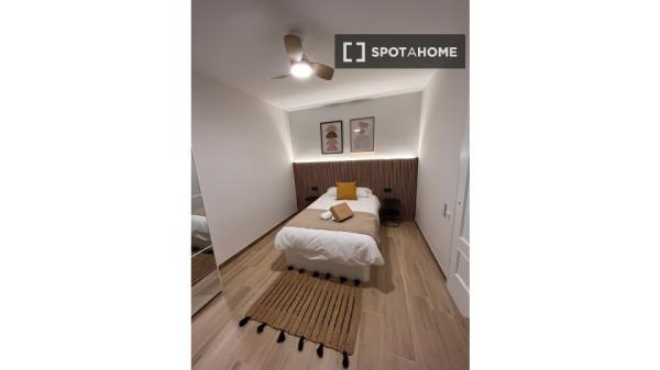 Room in shared apartment in Gavà