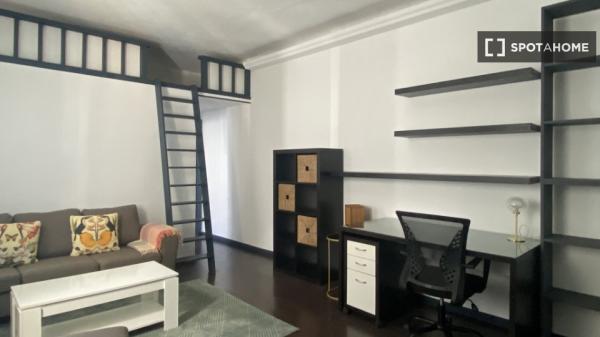 Apartamento entero de 1 habitaciones en Madrid