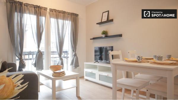 Apartamento de 3 dormitorios en alquiler en Aluche, Madrid