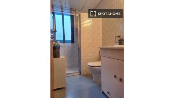 Apartamento completo de 3 dormitorios en Málaga