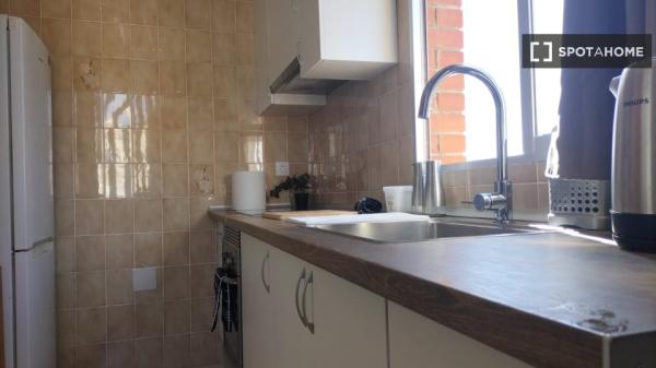 Apartamento entero de 2 dormitorios en Benidorm