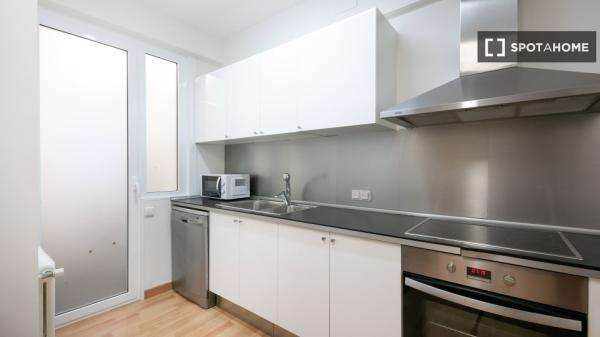 Piso de 3 habitaciones en alquiler en Sant Gervasi-Galvany