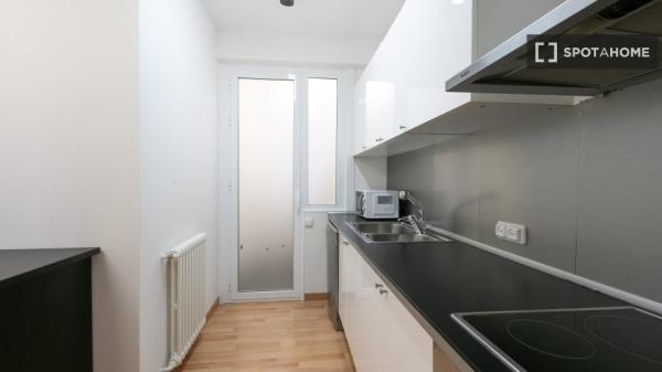 Piso de 3 habitaciones en alquiler en Sant Gervasi-Galvany