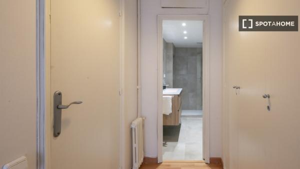 Piso de 3 habitaciones en alquiler en Sant Gervasi-Galvany