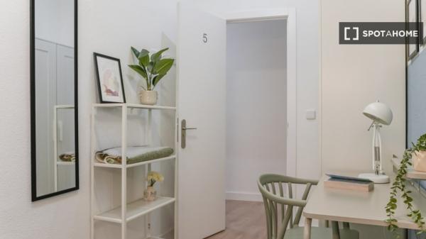 Preciosa habitación en alquiler en Madrid