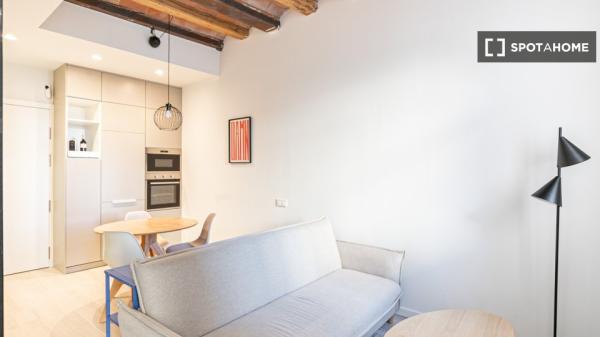 Apartamento amueblado moderno en Carrer del Comte Borell