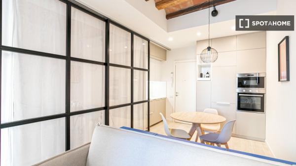 Apartamento amueblado moderno en Carrer del Comte Borell