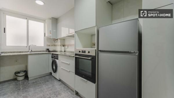 Se alquila habitación en Valencia