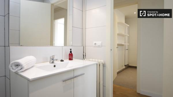 Apartamento de 3 dormitorios en alquiler en Barri Gòtic, Barcelona