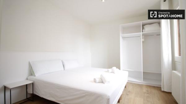 Apartamento de 3 dormitorios en alquiler en Barri Gòtic, Barcelona