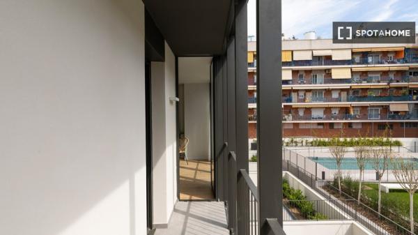 Moderno apartamento amueblado y equipado a un paso del metro en Poblenou