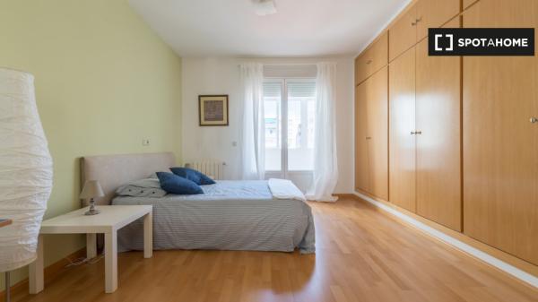 Apartamento de 3 dormitorios en alquiler en Moncloa, Madrid