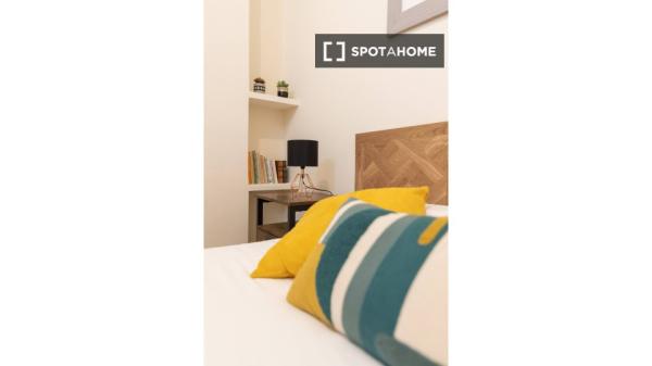 Apartamento de 2 dormitorios en alquiler en Madrid