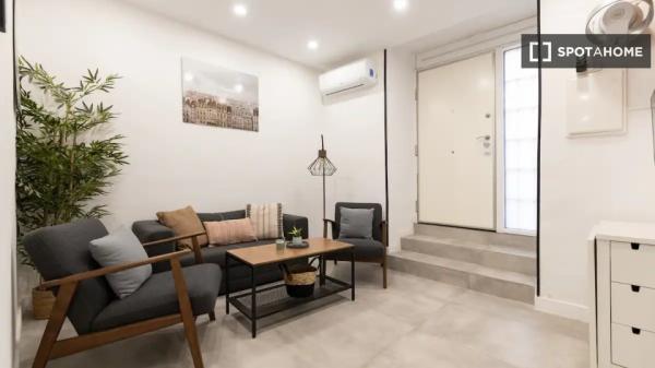 Apartamento de 2 dormitorios en alquiler en Madrid