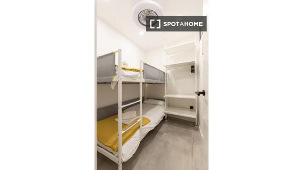 Apartamento de 2 dormitorios en alquiler en Madrid