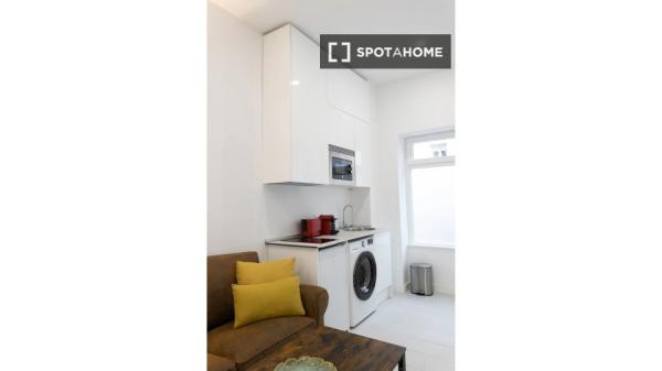 Studio-Apartment zu vermieten in Madrid