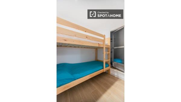 Apartamento tipo estudio en alquiler en Valencia, Valencia