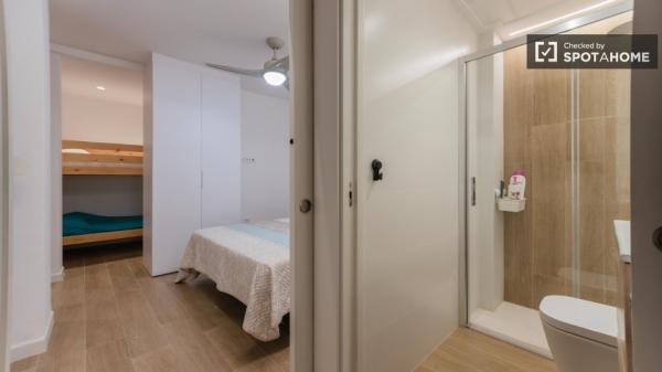 Apartamento tipo estudio en alquiler en Valencia, Valencia