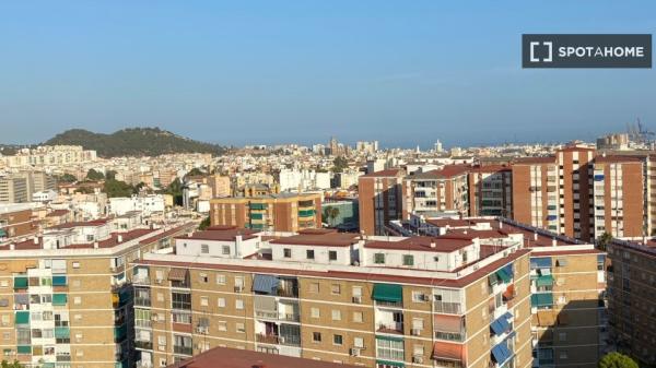 Apartamento completo de 3 dormitorios en Málaga