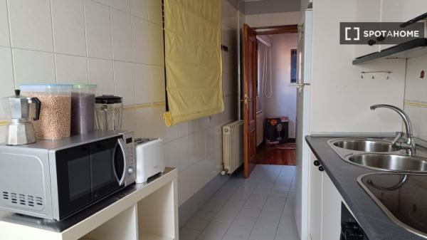 Quarto em apartamento compartilhado em Salamanca