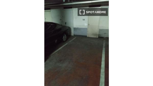 Cały apartament z 2 sypialniami w València