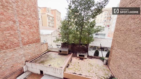 Apartamento de 2 dormitorios en alquiler en L'Eixample, Barcelona