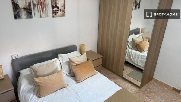 Ganze 3-Zimmer-Wohnung in Málaga