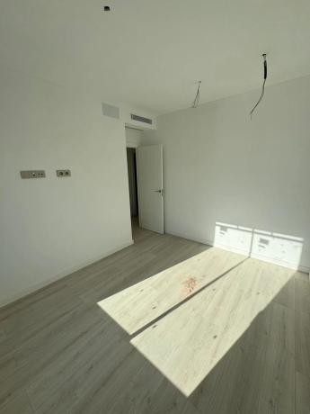 Piso en venta en calle des Cap Martinet, 25