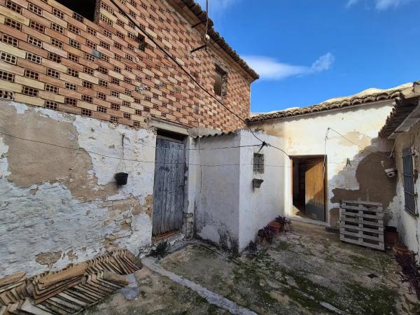 Casa independiente en avenida Alicante