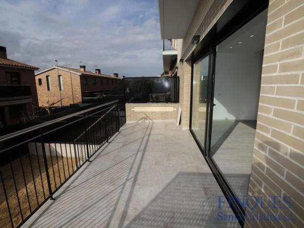 Chalet adosado en venta en calle Joan Cases i Arxer, 27